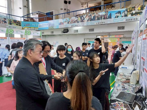 LINE_ALBUM_2026328 正修專題全國賽_260330_3.jpg